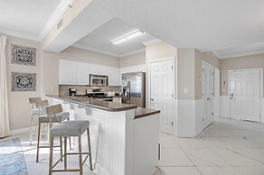 Windemere 908 Pool Side Cabana A Included!