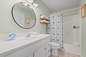 Grand Caribbean West 205