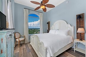 Indigo East 2104 Penthouse