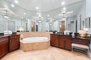 Indigo East 2104 Penthouse