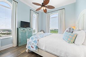 Indigo East 2104 Penthouse