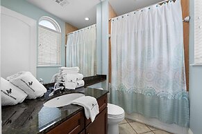 Indigo East 2104 Penthouse