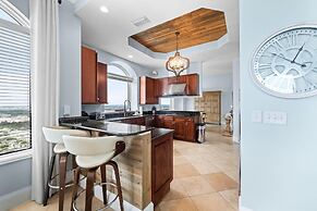 Indigo East 2104 Penthouse