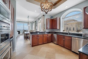 Indigo East 2104 Penthouse