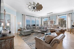 Indigo East 2104 Penthouse