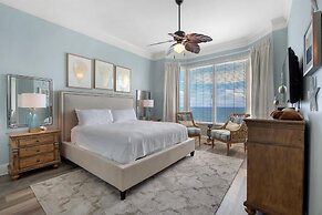 Indigo East 2104 Penthouse