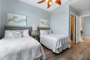 Indigo East 2104 Penthouse