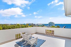 Bella Villa Waterfront Suite