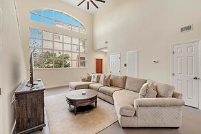 Bella Villa Loft Suite