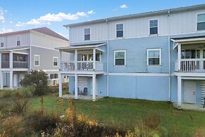 Salty Breeze at Lost Key Villas-pet Friendly!