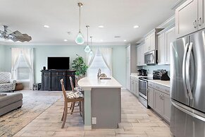 Salty Breeze at Lost Key Villas-pet Friendly!