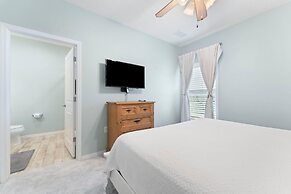 Salty Breeze at Lost Key Villas-pet Friendly!