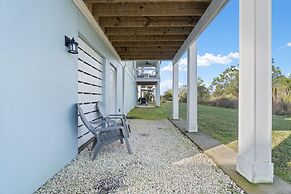 Salty Breeze at Lost Key Villas-pet Friendly!