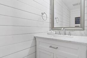 Harbor House B12 - My Blue Heron