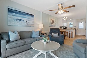 Harbor House B12 - My Blue Heron