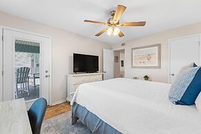 Harbor House B12 - My Blue Heron