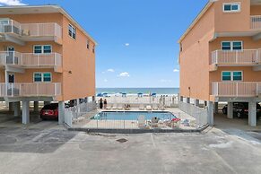 Harbor House B12 - My Blue Heron