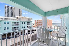 Harbor House B12 - My Blue Heron