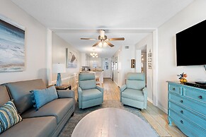 Harbor House B12 - My Blue Heron