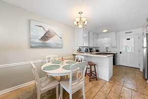 Harbor House B12 - My Blue Heron