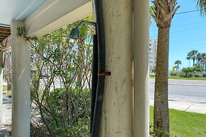 Romeo Beach Cottage 6