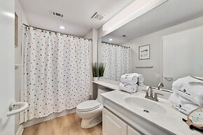 Beach Colony West 6D