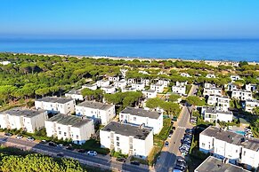 Aqua Bliss Apartment