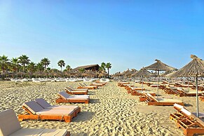 Aqua Bliss Apartment