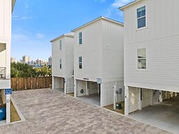 Totally Beachin' at Pelican Place