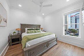 Totally Beachin' at Pelican Place