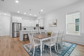 Totally Beachin' at Pelican Place