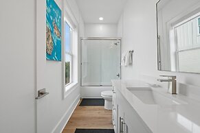 Totally Beachin' at Pelican Place