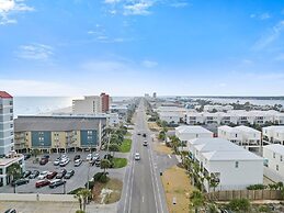 Totally Beachin' at Pelican Place