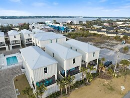 Totally Beachin' at Pelican Place