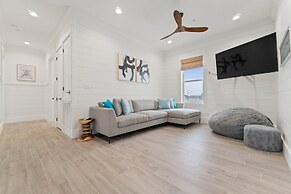 Shipfaced Beach House