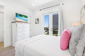 Shipfaced Beach House