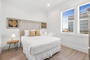 Shipfaced Beach House