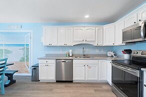 Grand Caribbean East 114