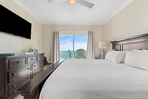 Crystal Shores West 902