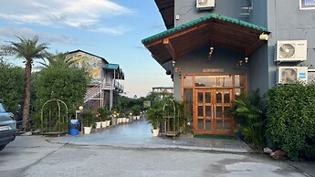 Countryard Resort By Alcor