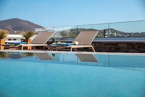 Coocono Tinos Private Villas