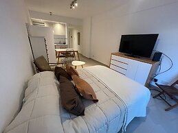 Studio In San Telmo - Paseo De La Cisterna