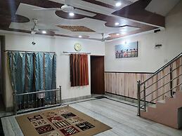 Roomshala 153 Hotel Krishnashrya