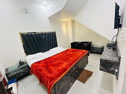 Roomshala 152 Hotel Sukoon