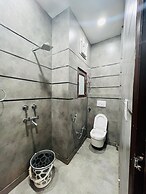 Roomshala 152 Hotel Sukoon