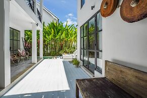 Mare Villa by Betterplace