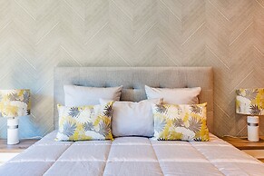 Gaia Elegant Retreat II