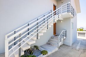 Gaia Elegant Retreat II