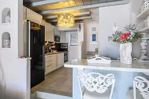 Phaedrus Living: Ornos Beach House Mykonos