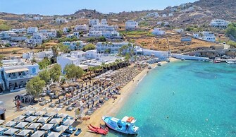 Phaedrus Living: Ornos Beach House Mykonos